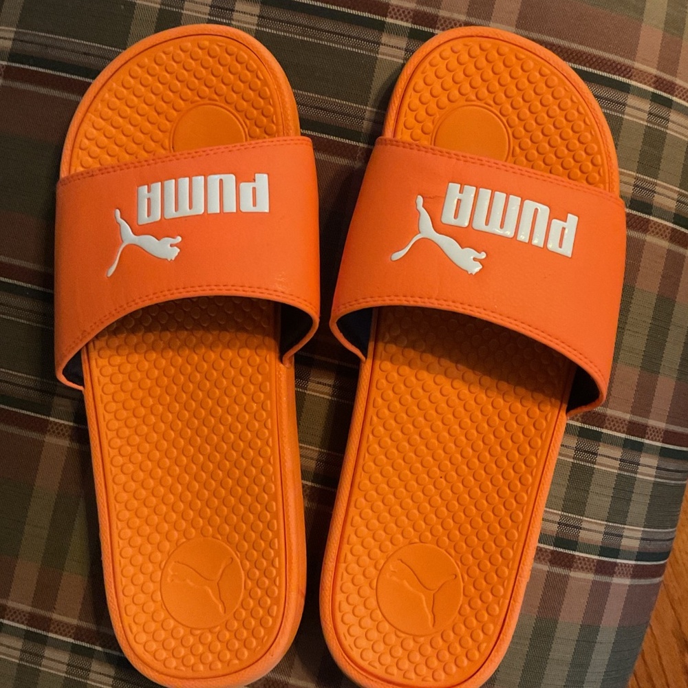 Puma hazard orange men’s size 13 slide shoe sandal